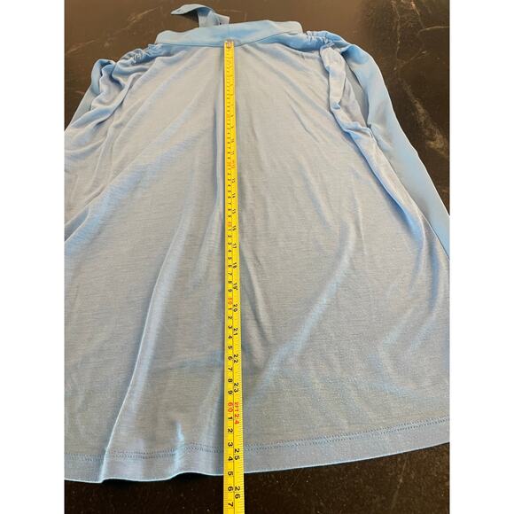 LOFT blue shirred shoulder sleeveless flowy v-neck with tie shell Med - Picture 7 of 9